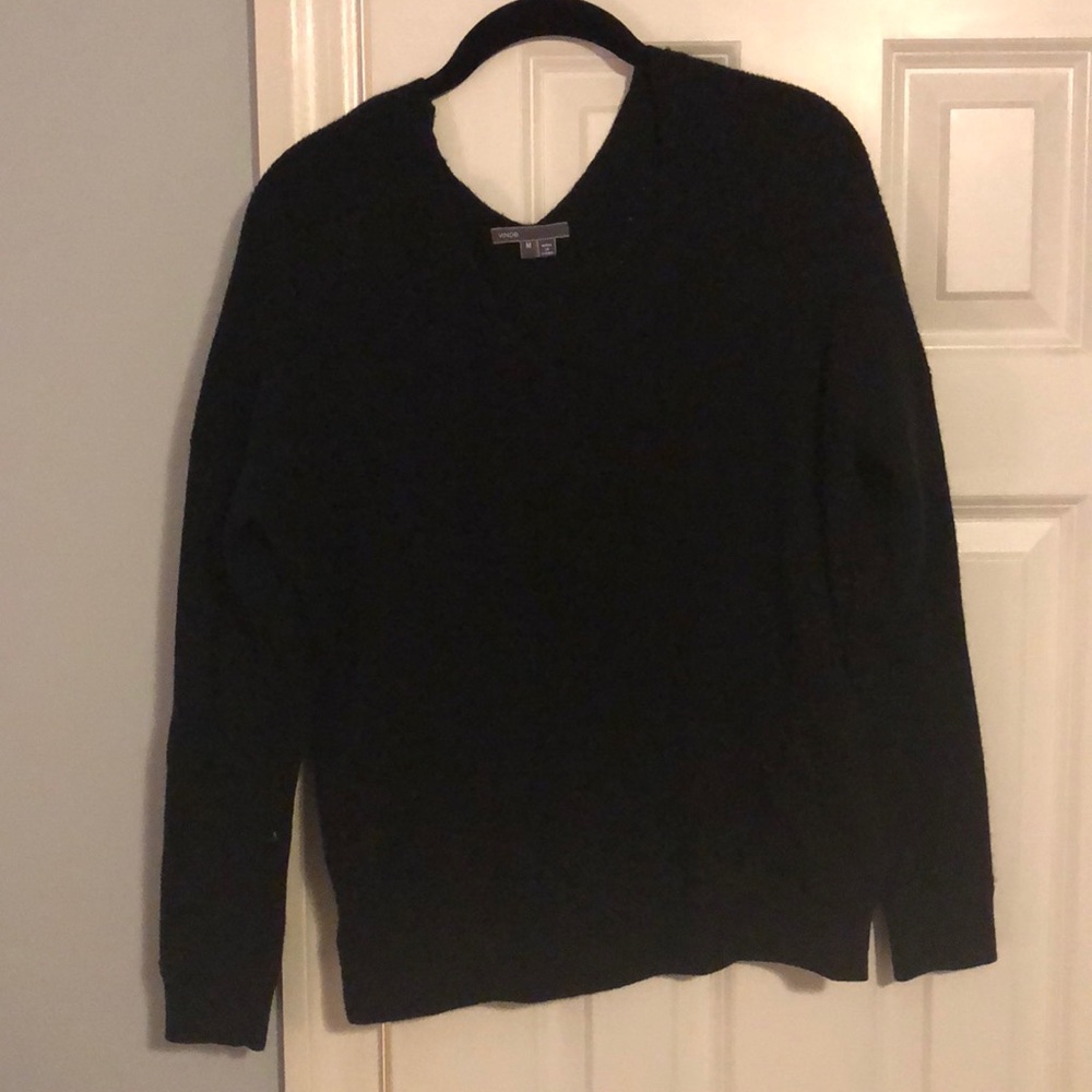 Vince black sweater MAKE ME AN OFFER